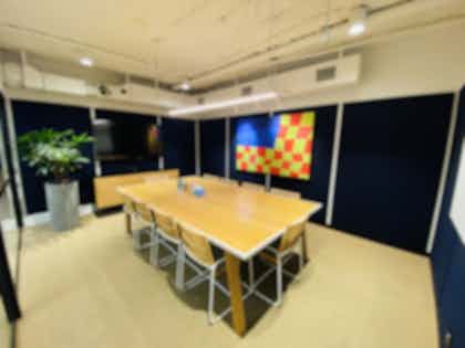 10-Person Meeting Room 0